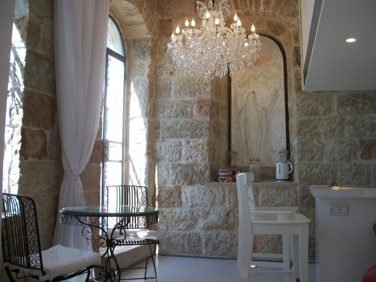 Apartment The White House סוויטת הבית הלבן *