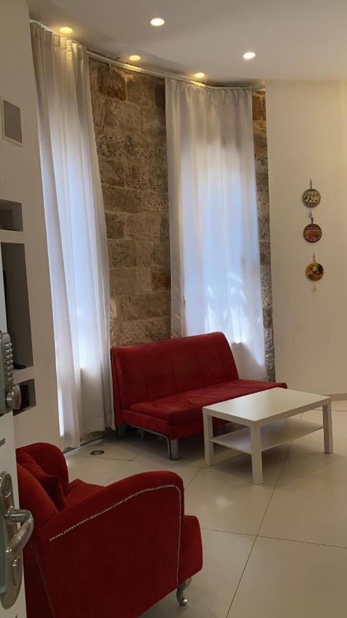 Apartment The White House סוויטת הבית הלבן